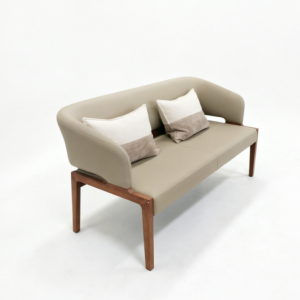 Sofa UZHI P361